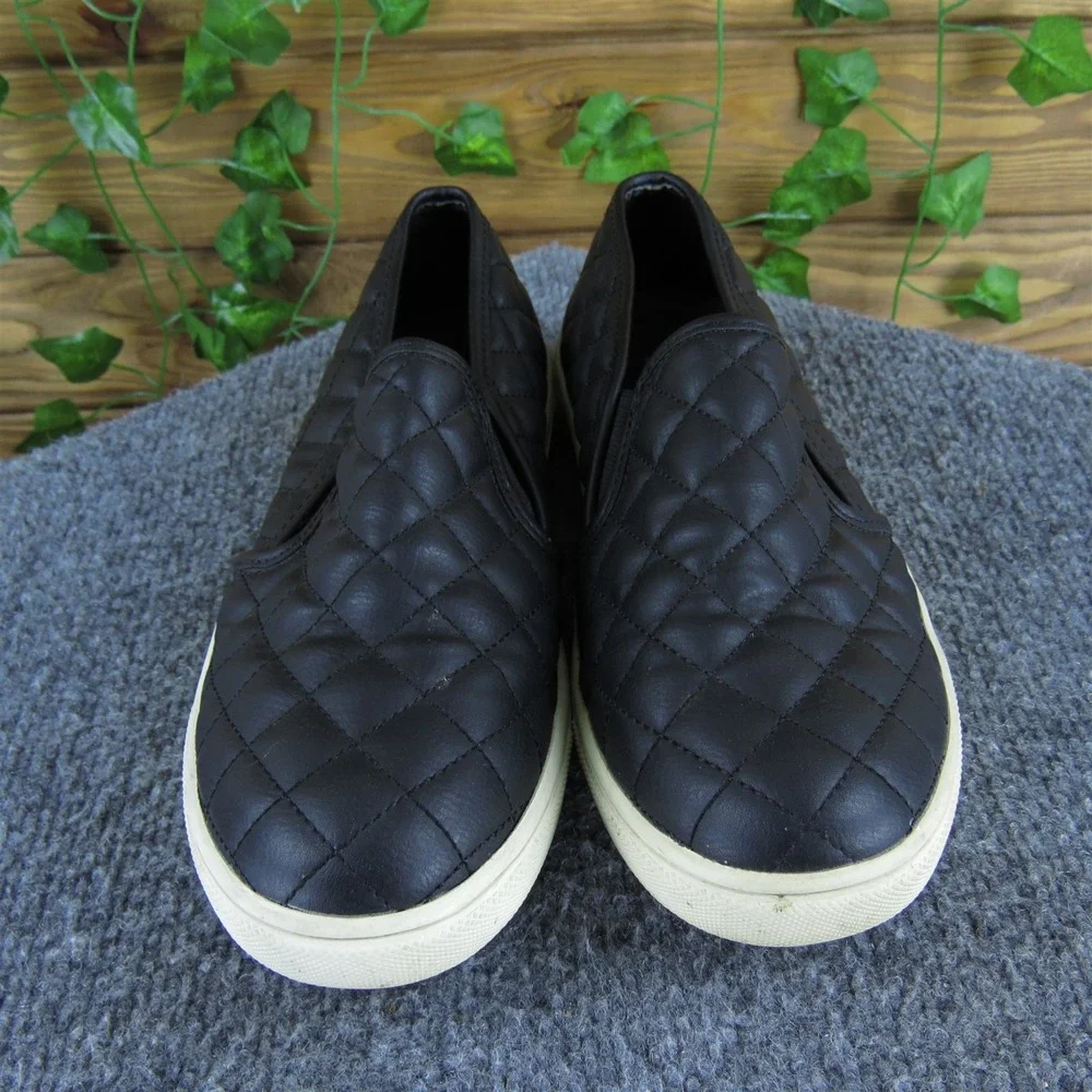 Steve Madden Women Ecentrcq Slip-On Black Synthetic Sz 7 Medium  Used 2025‎